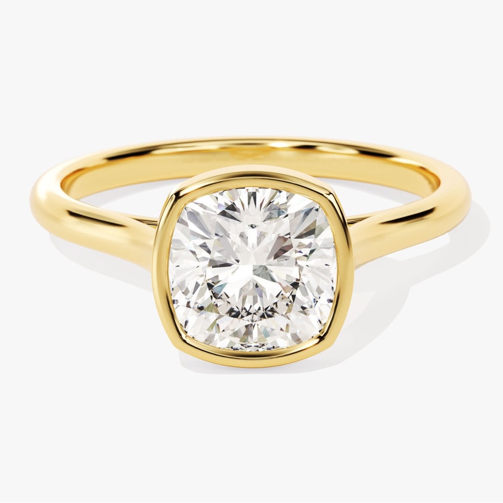 3.00ct Cushion cvd Diamond Engagement Ring in 14K Yellow Gold (IGI Certified)